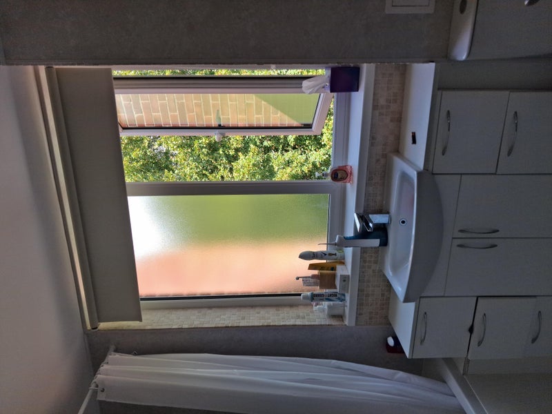 Room Westacre Close in Bristol