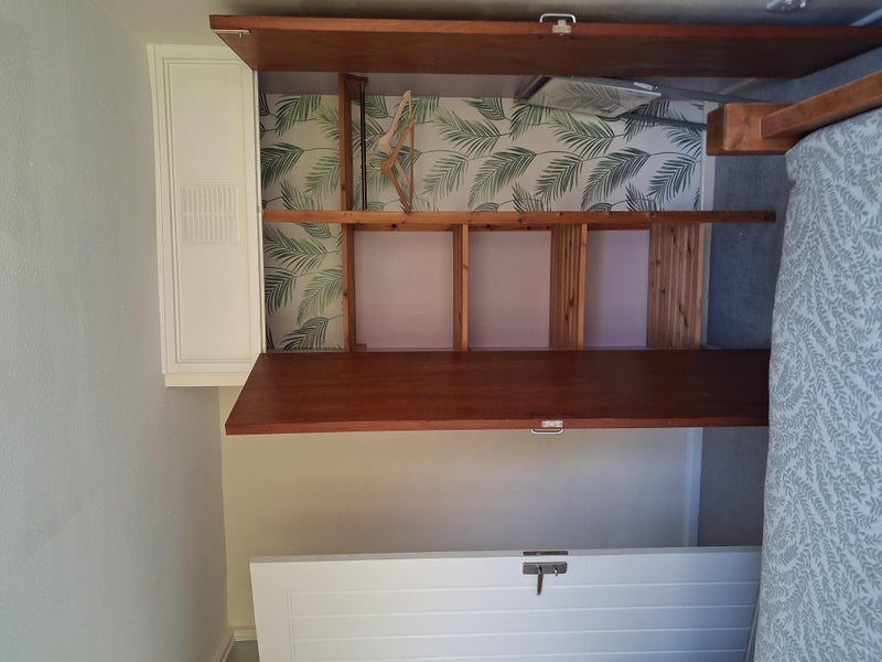 Room Westacre Close in Bristol