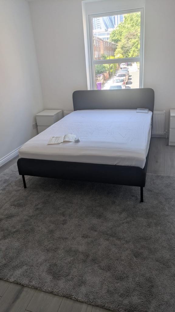 Flat Casson Street in Greater London