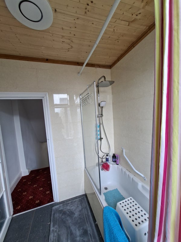 Room Cambridge Grove in Greater London