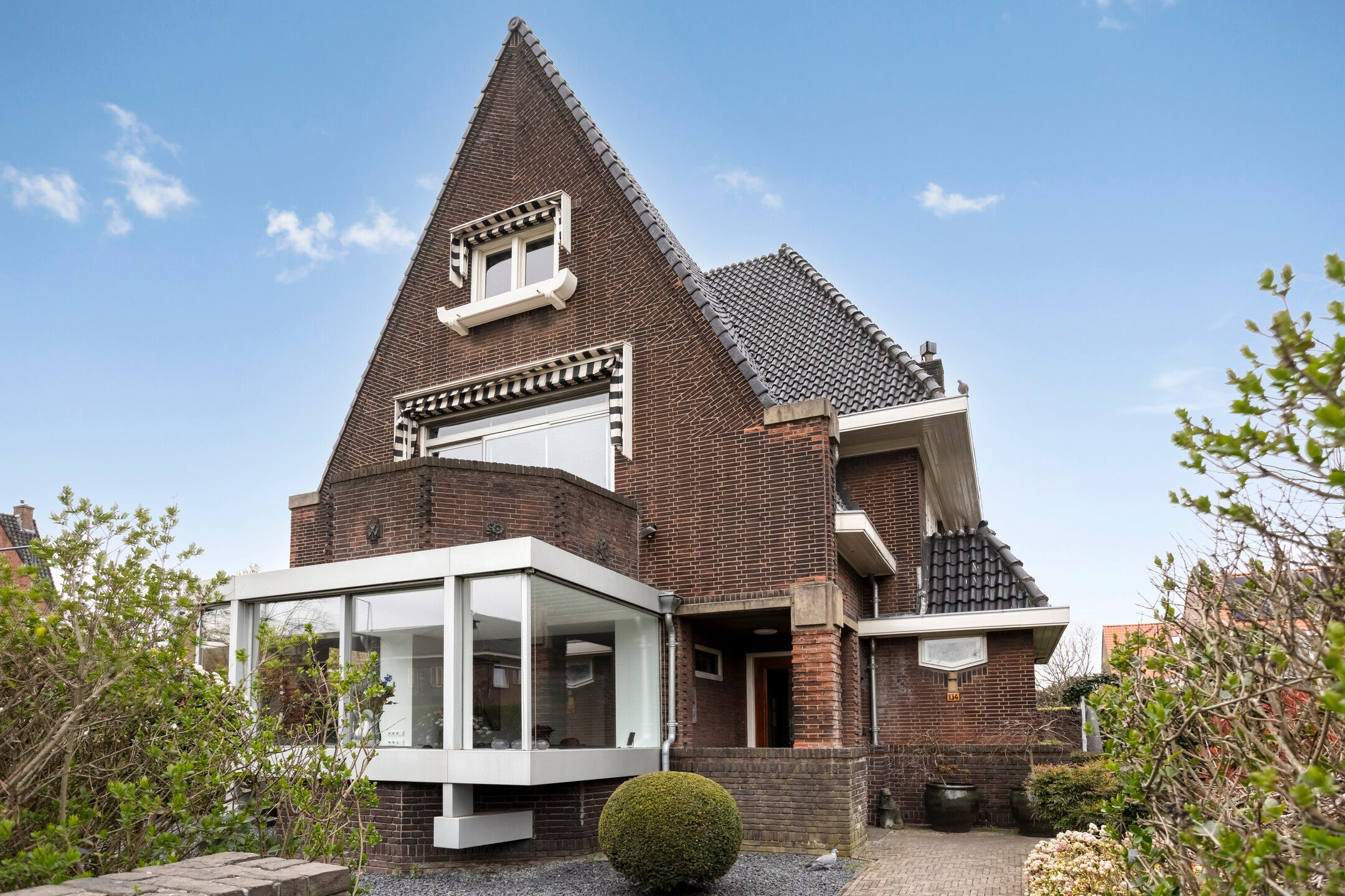 Huis Burgemeester Knappertlaan 134 in Schiedam