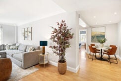 Flat Kensington High Street in Greater London