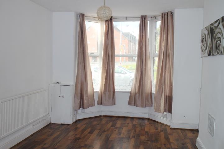 House Queen Street in Rushden