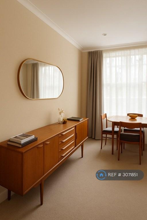 Flat Porten Road in Greater London