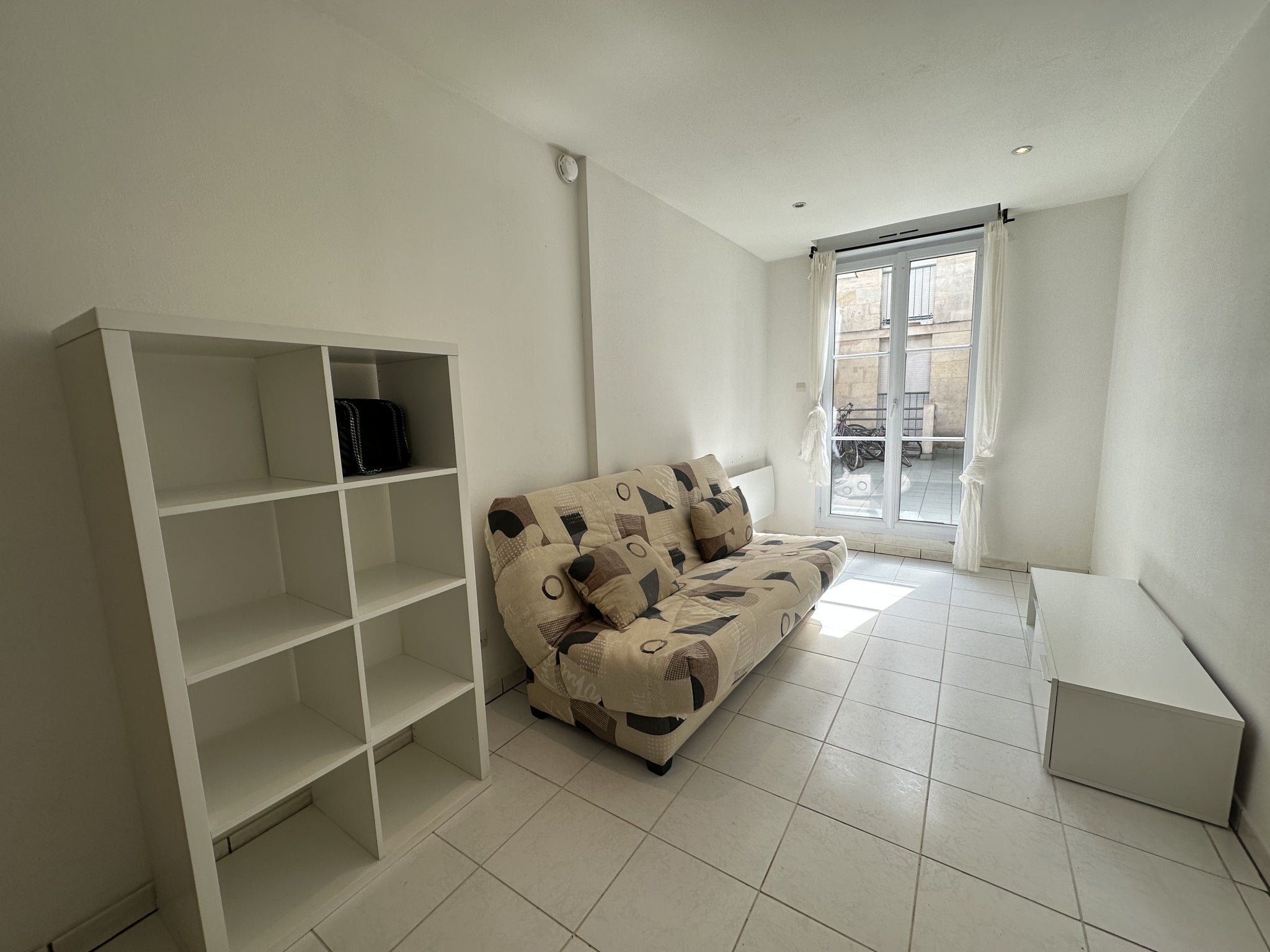 Flat Cours de l'Yser in Bordeaux