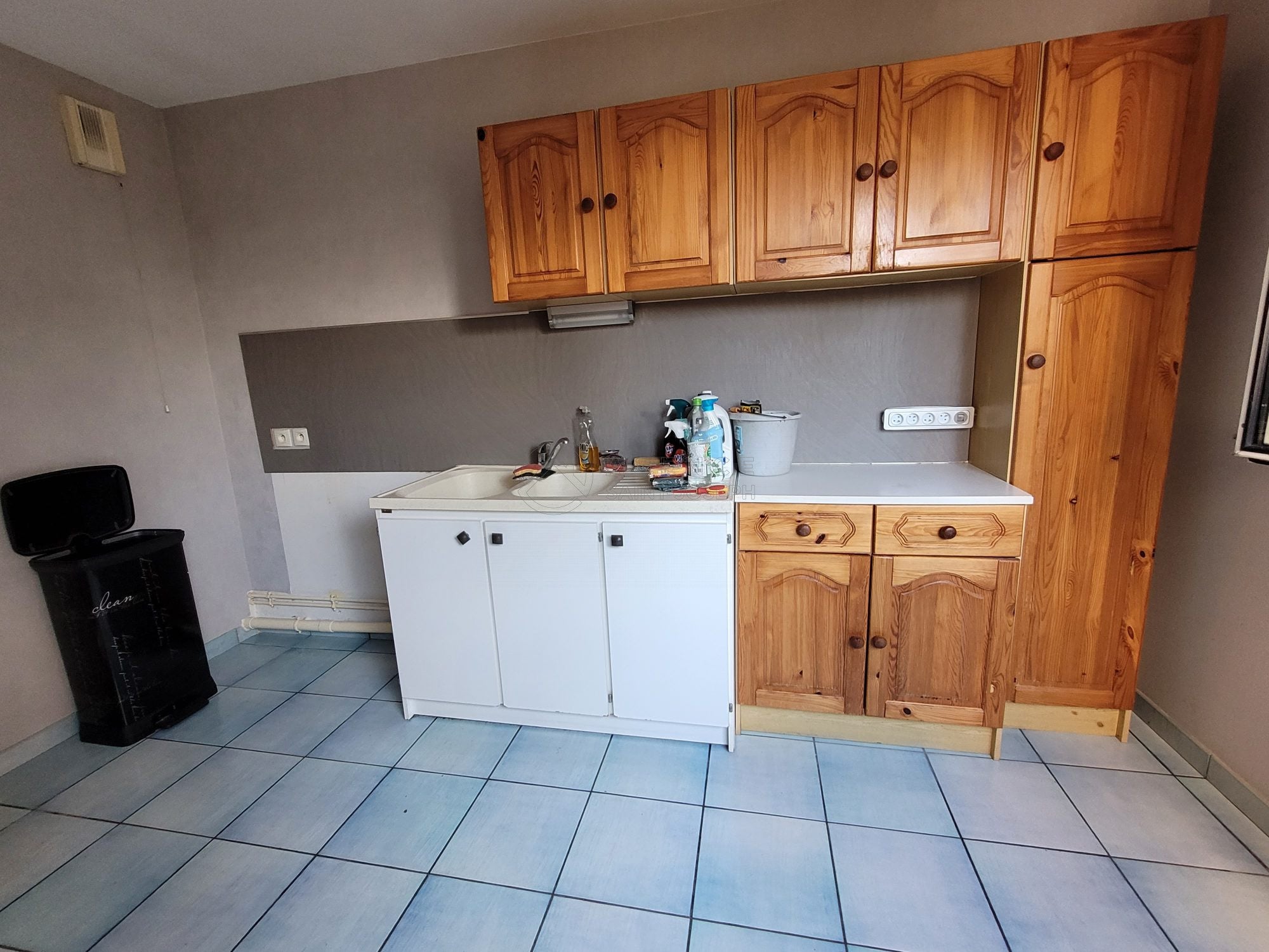 Flat Rue Pierre de Coubertin in Yvetot