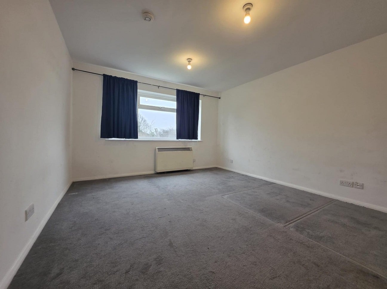 Flat Flamstead End Road in Broxbourne