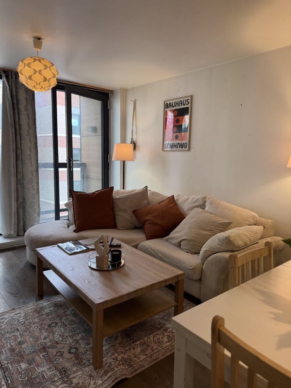 Room Hallsville Road in Greater London
