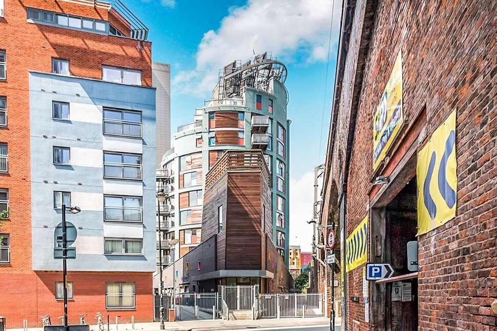 Flat Irish Town Way in Manchester
