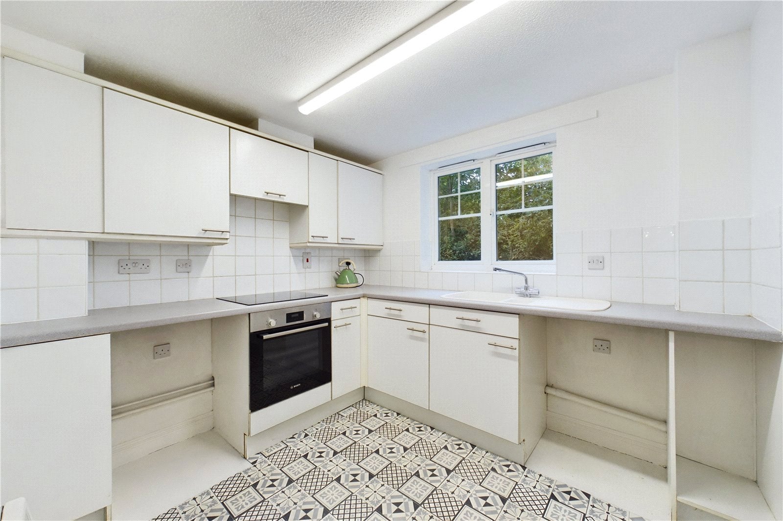 Flat Gould Close in Newbury