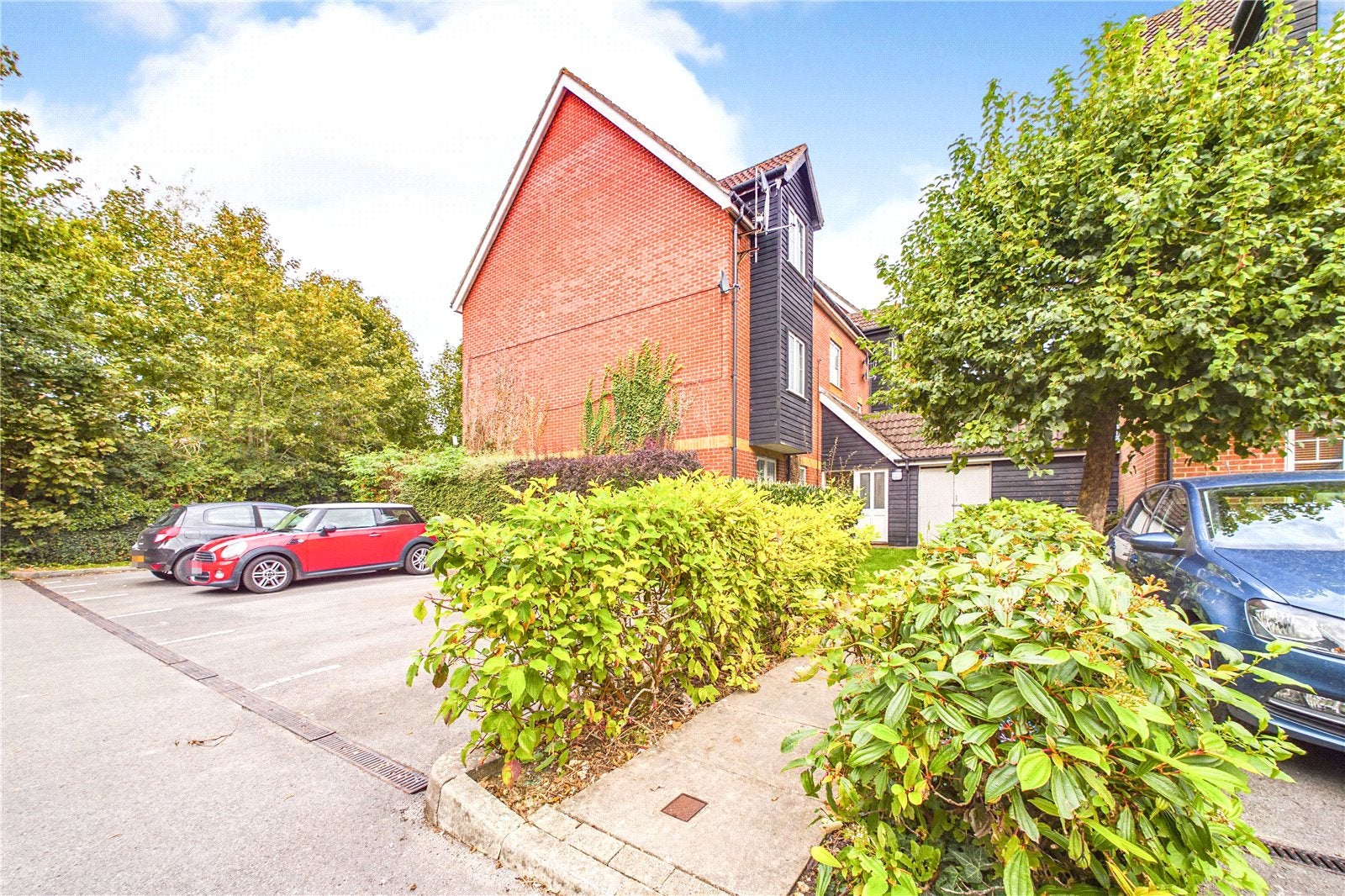 Flat Gould Close in Newbury