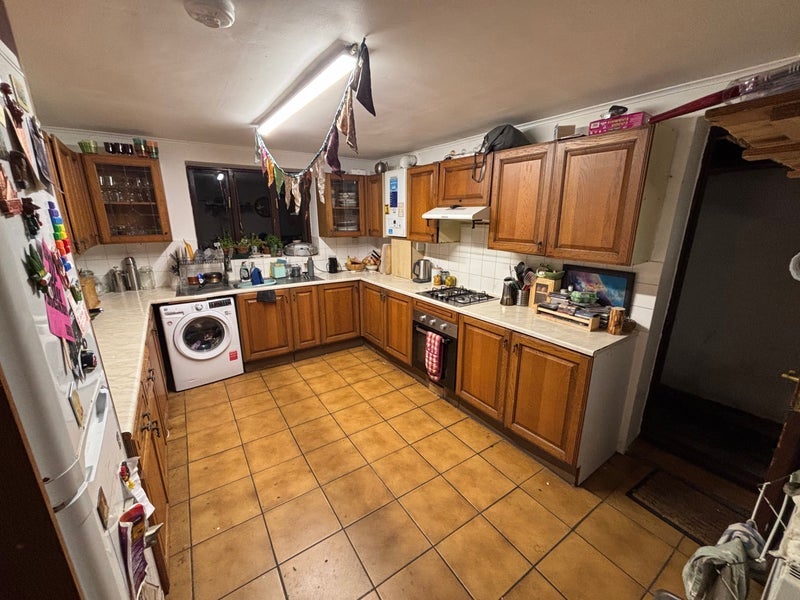 Room Blenheim Grove in Greater London