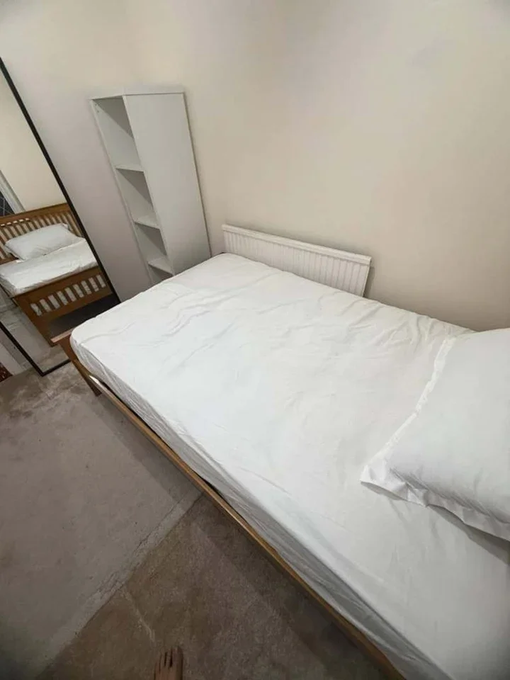 Room Church Elm Lane in Greater London