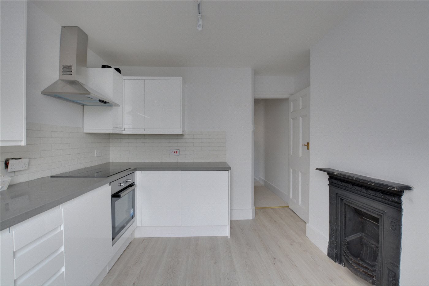 Flat Charlton Road in Greater London