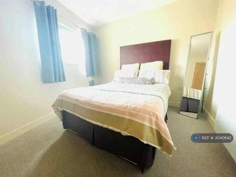 Flat Bute Terrace in Cardiff