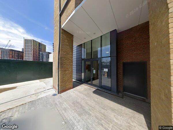 Flat Hebden Place in Greater London