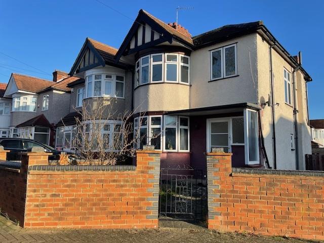 House Kingshill Drive in Greater London