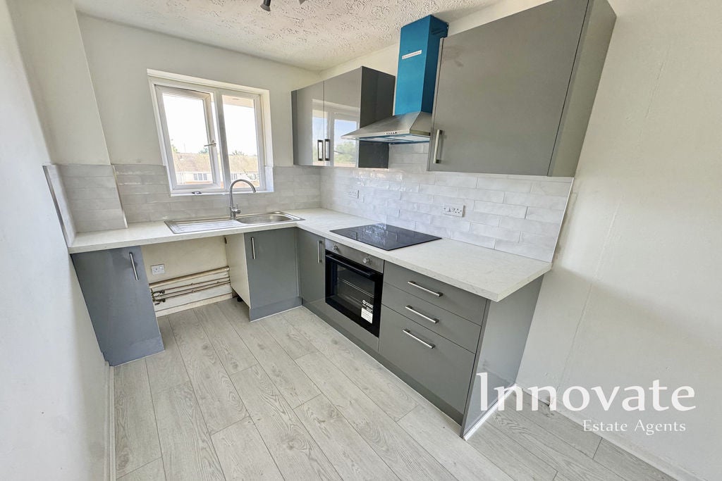 Flat Quayside Close in Sandwell