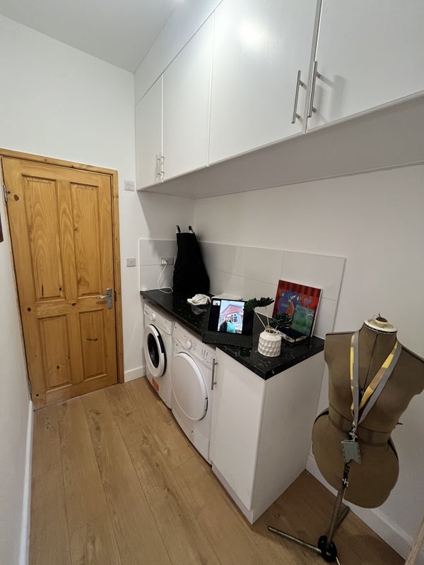 Room Essex Road in Greater London
