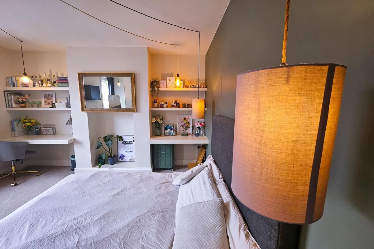 Room Cheyney Road in Chester