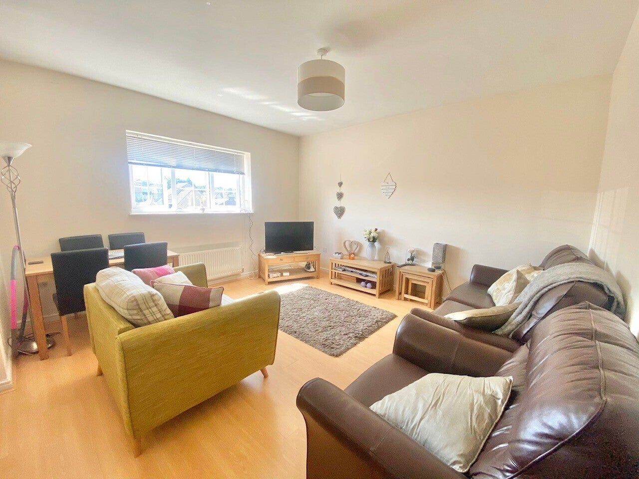 Flat Loxley Close in Bradford