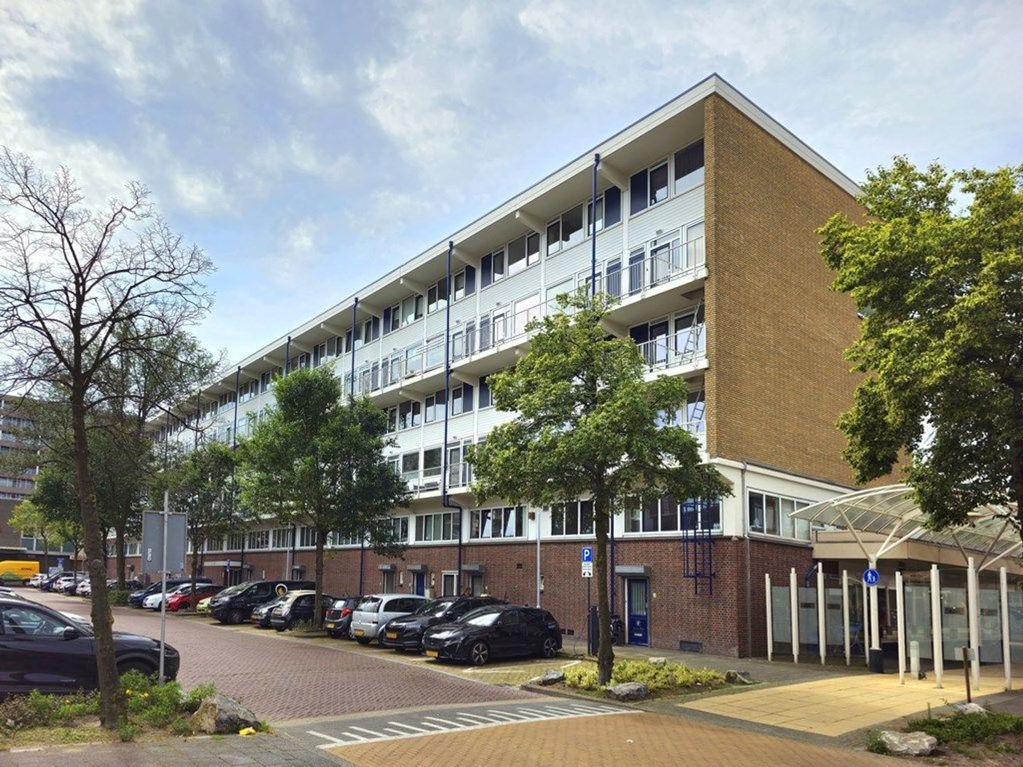Appartement van Tuyll van Serooskerkenstraat 55 in Voorburg
