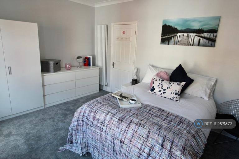 Room Thirlestane Road in Far Cotton