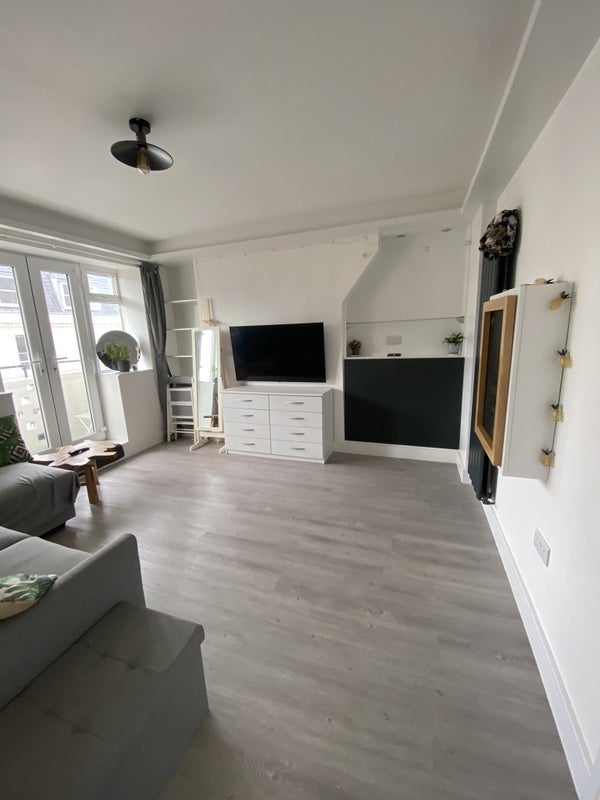 Flat Gaskin Street in Greater London