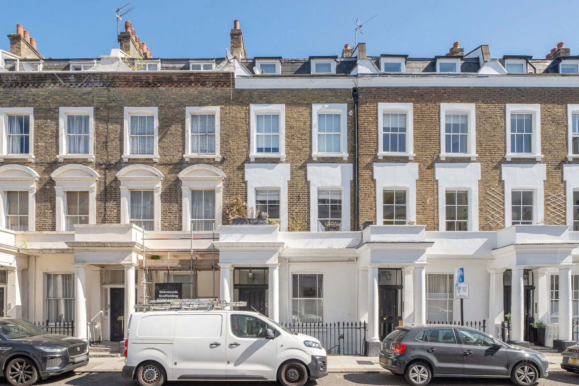 Flat Alderney Street in City of Westminster
