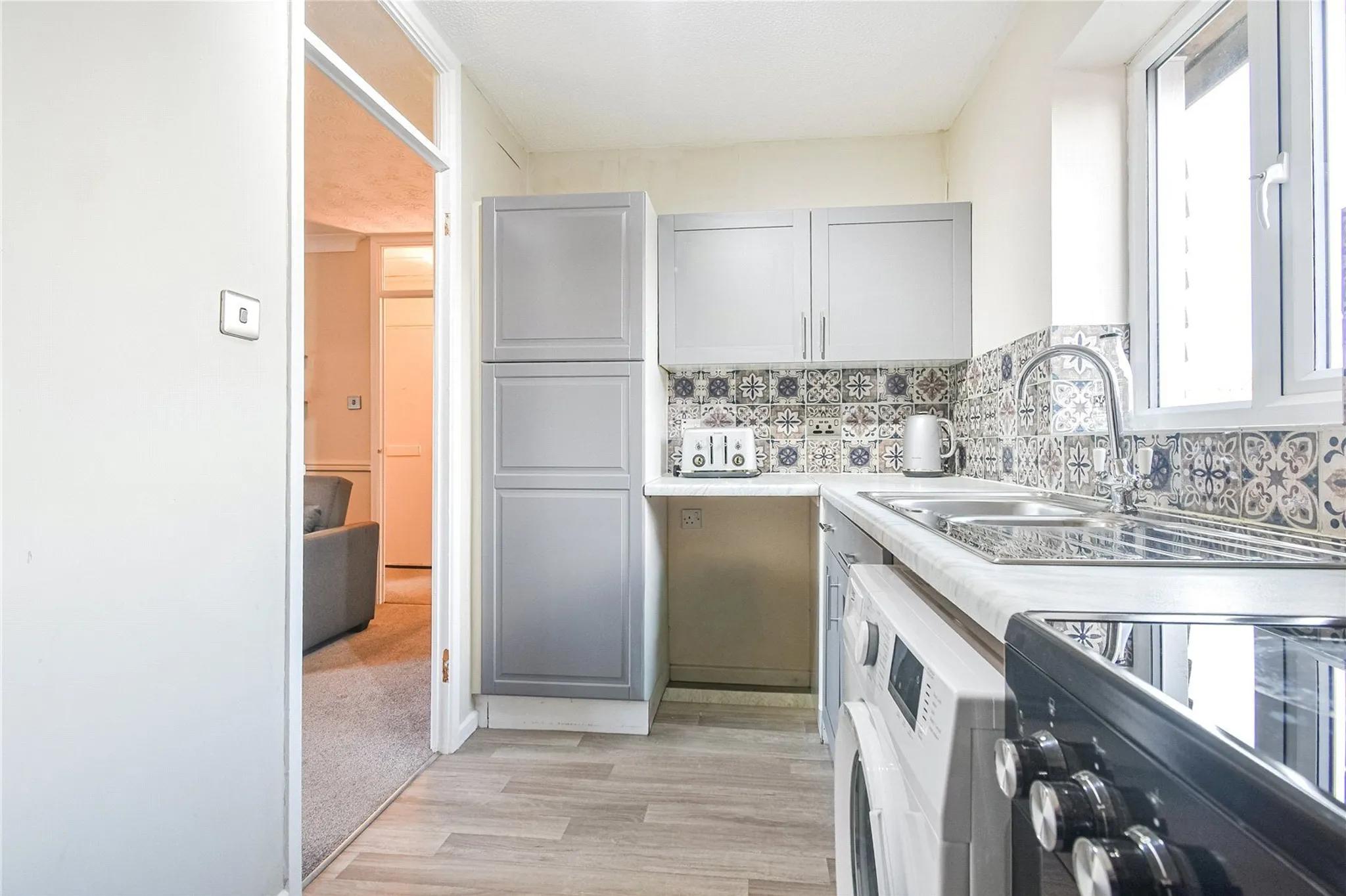 Flat Freemans Close in Hungerford