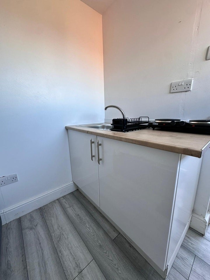 Flat Belvin Walk in Stanford-le-Hope
