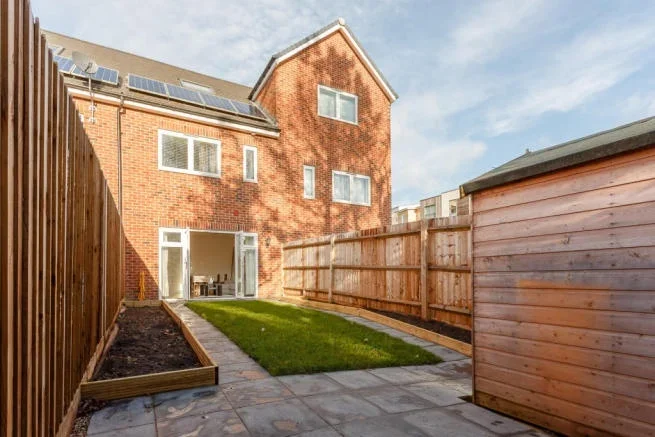 House Hunting Place in Greater London