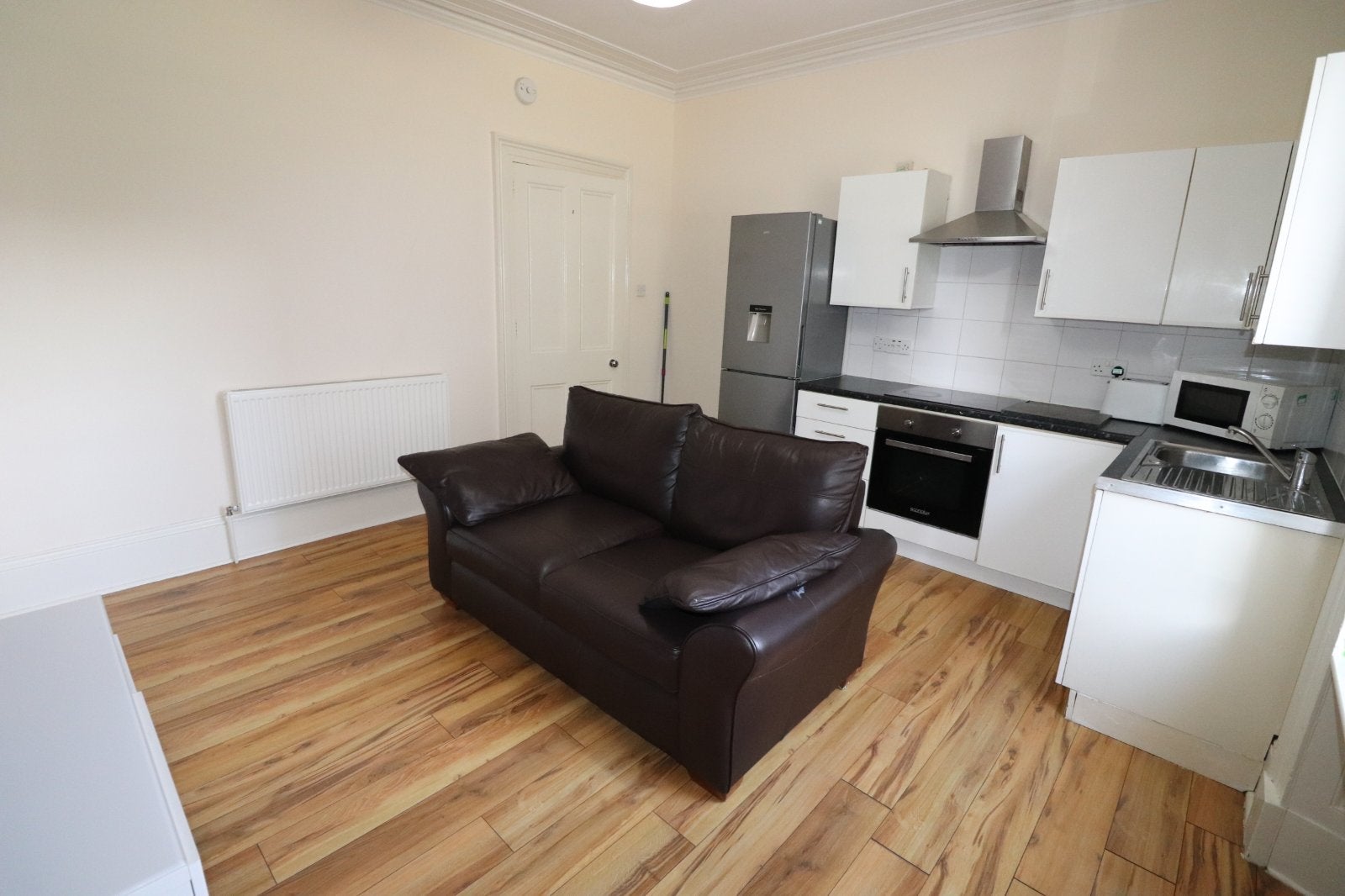 Flat Rose Street in Aberdeen City