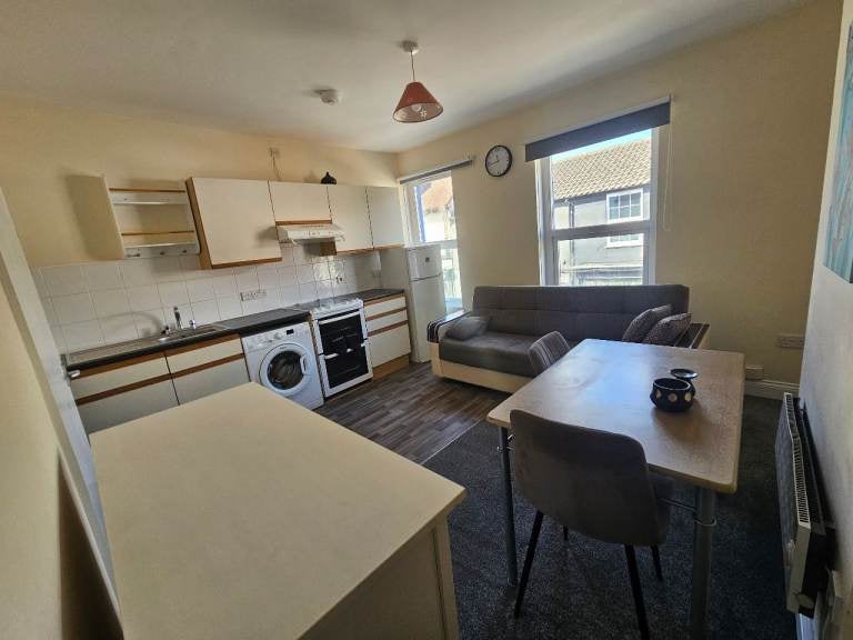 Flat Landseer Road in Ipswich
