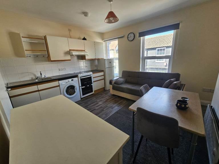 Flat Landseer Road in Ipswich