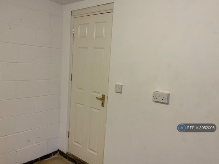 House Pilton Close in Oakham