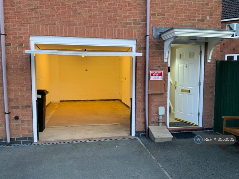 House Pilton Close in Oakham