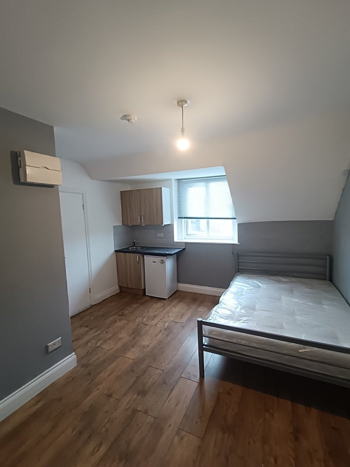 Room Farm Place in Greater London