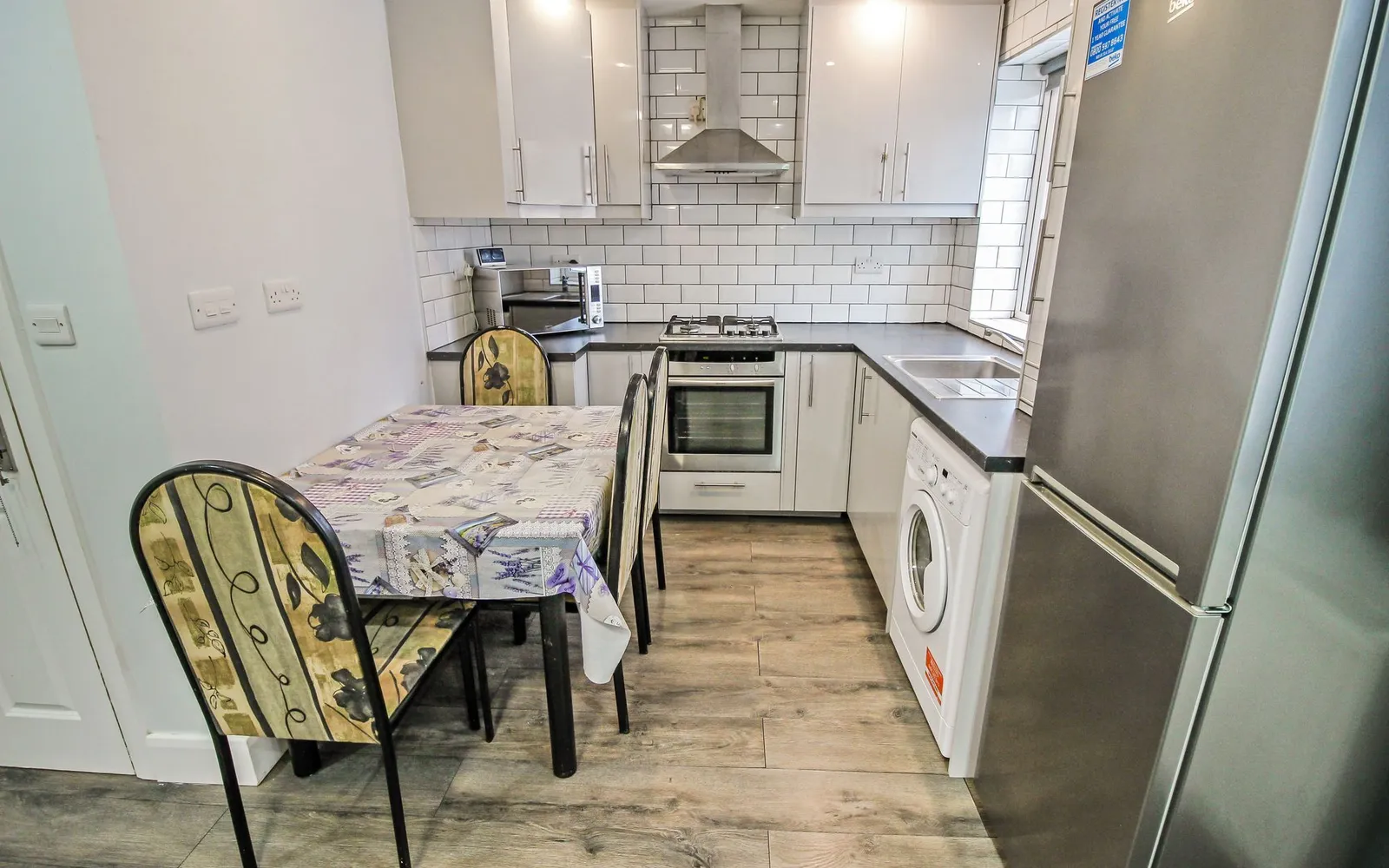 Flat Alicia Avenue in Greater London