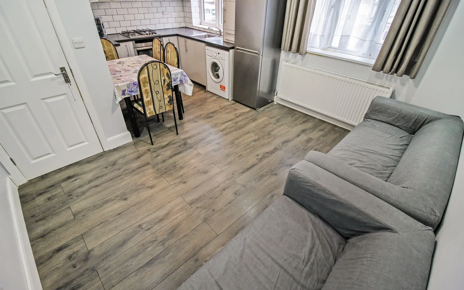 Flat Alicia Avenue in Greater London