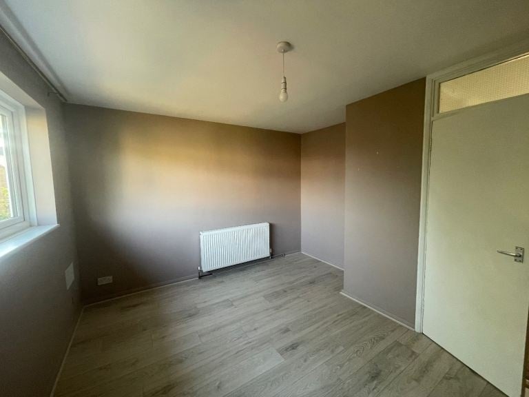 House Aplin Way in Greater London