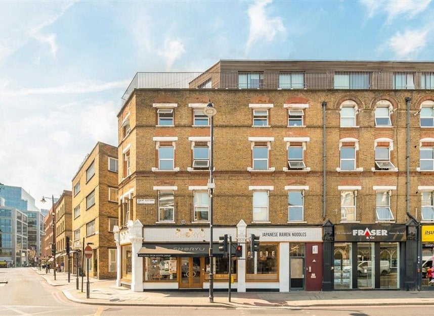 Flat Great Eastern Street in Greater London
