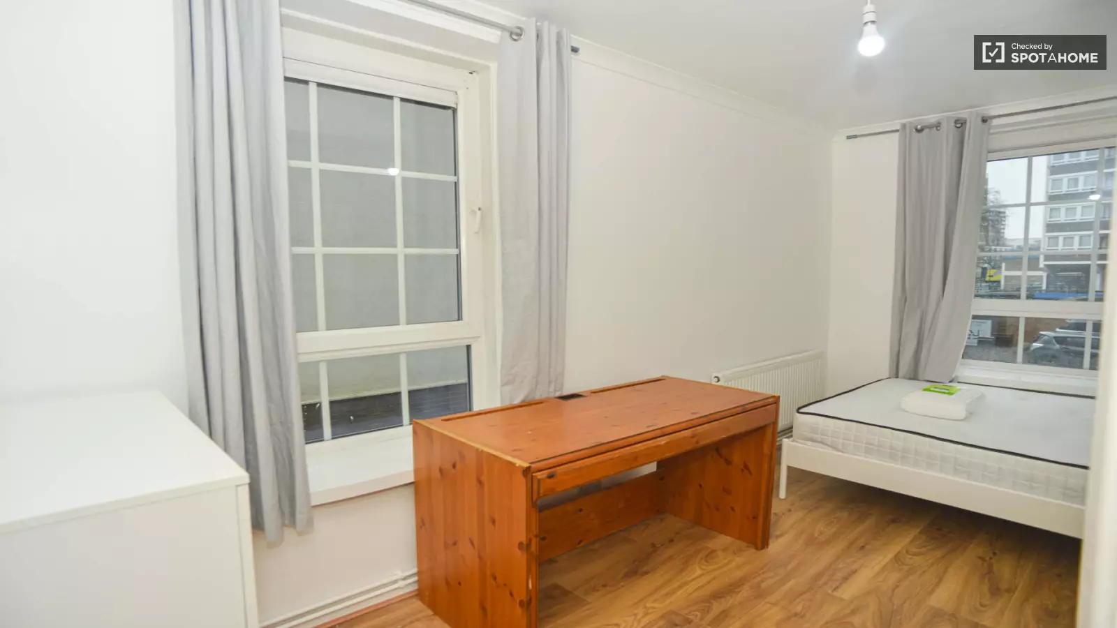 Flat Jasper Walk in Greater London