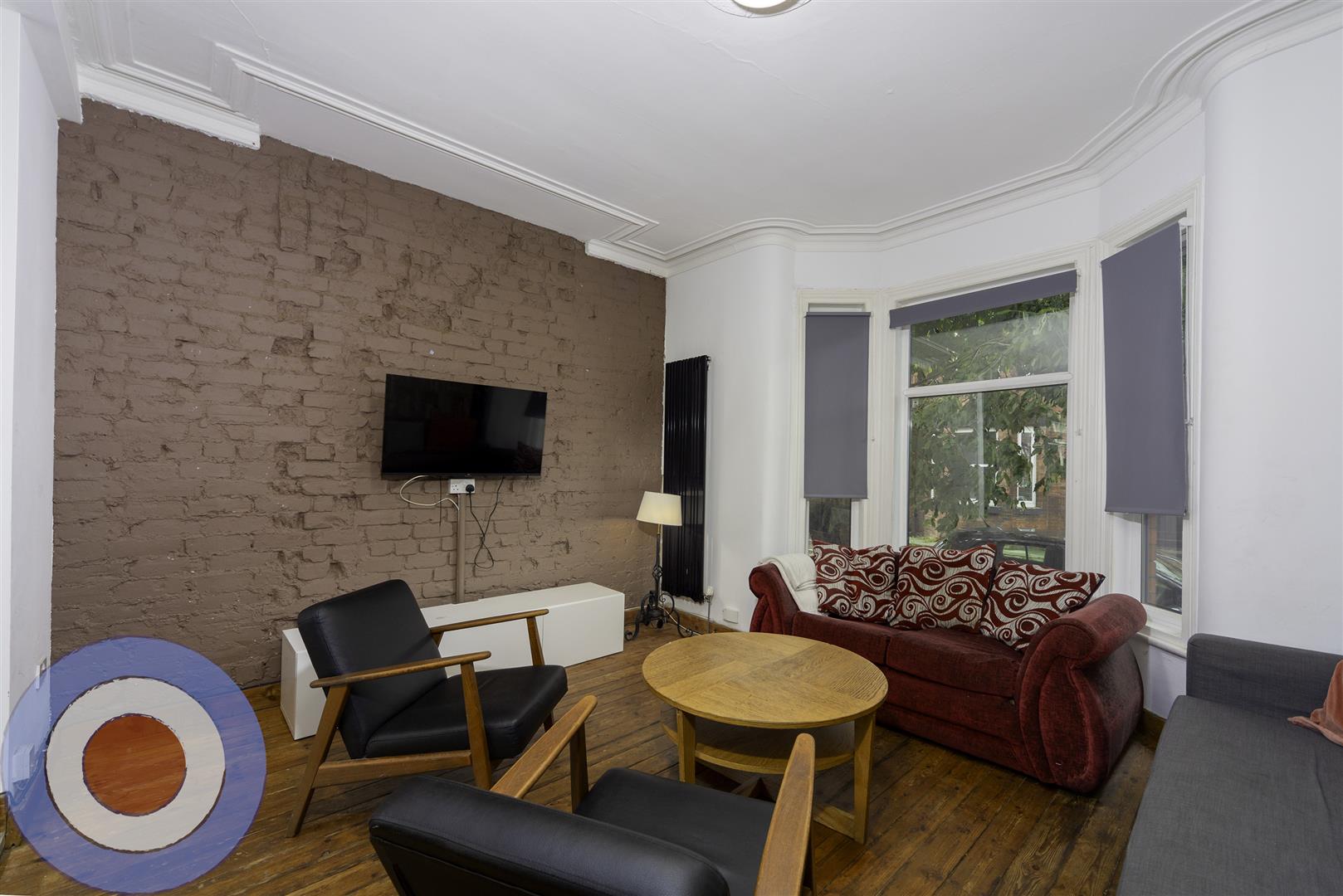 Room Cawdor Road in Manchester
