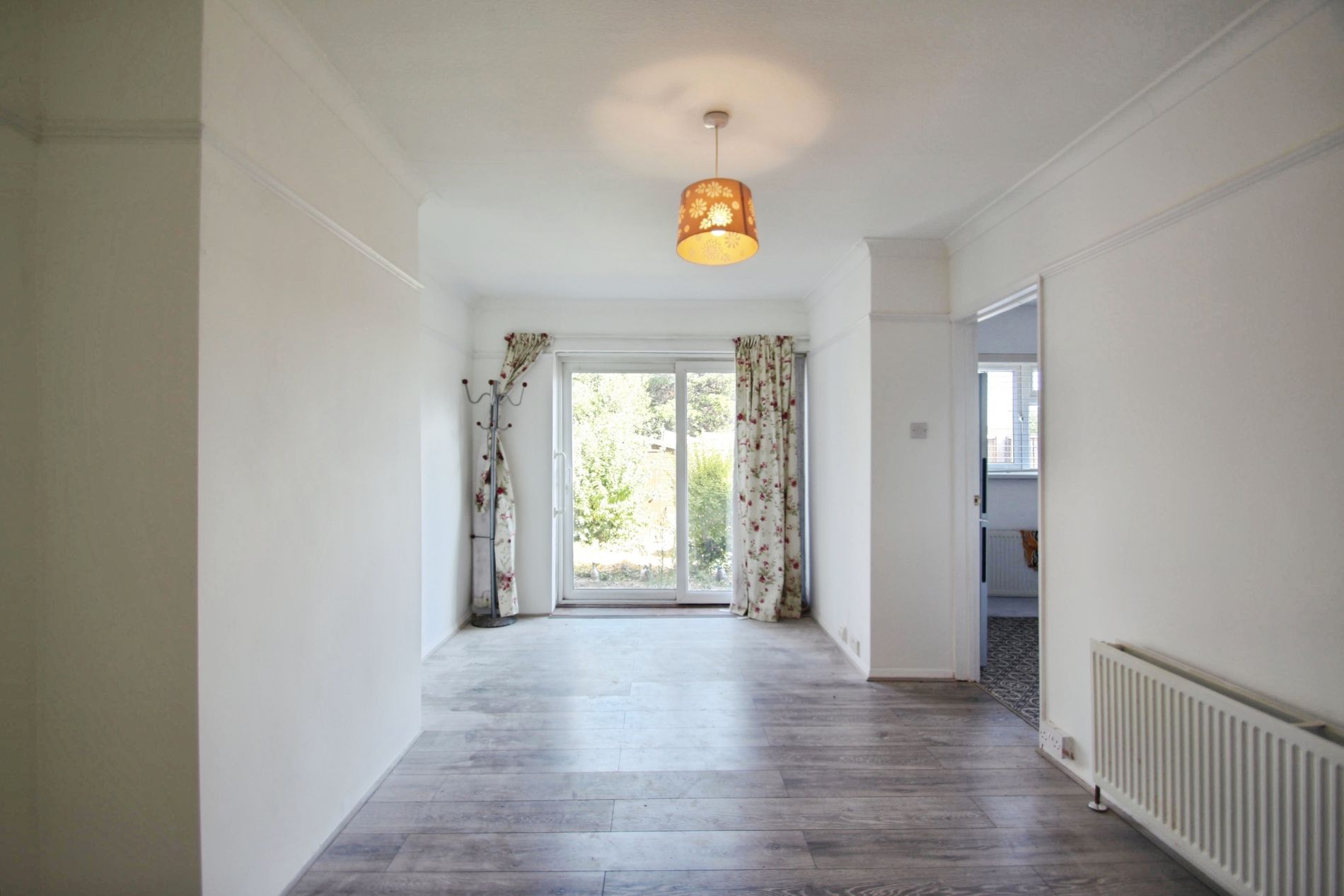 Flat Star Road in Greater London