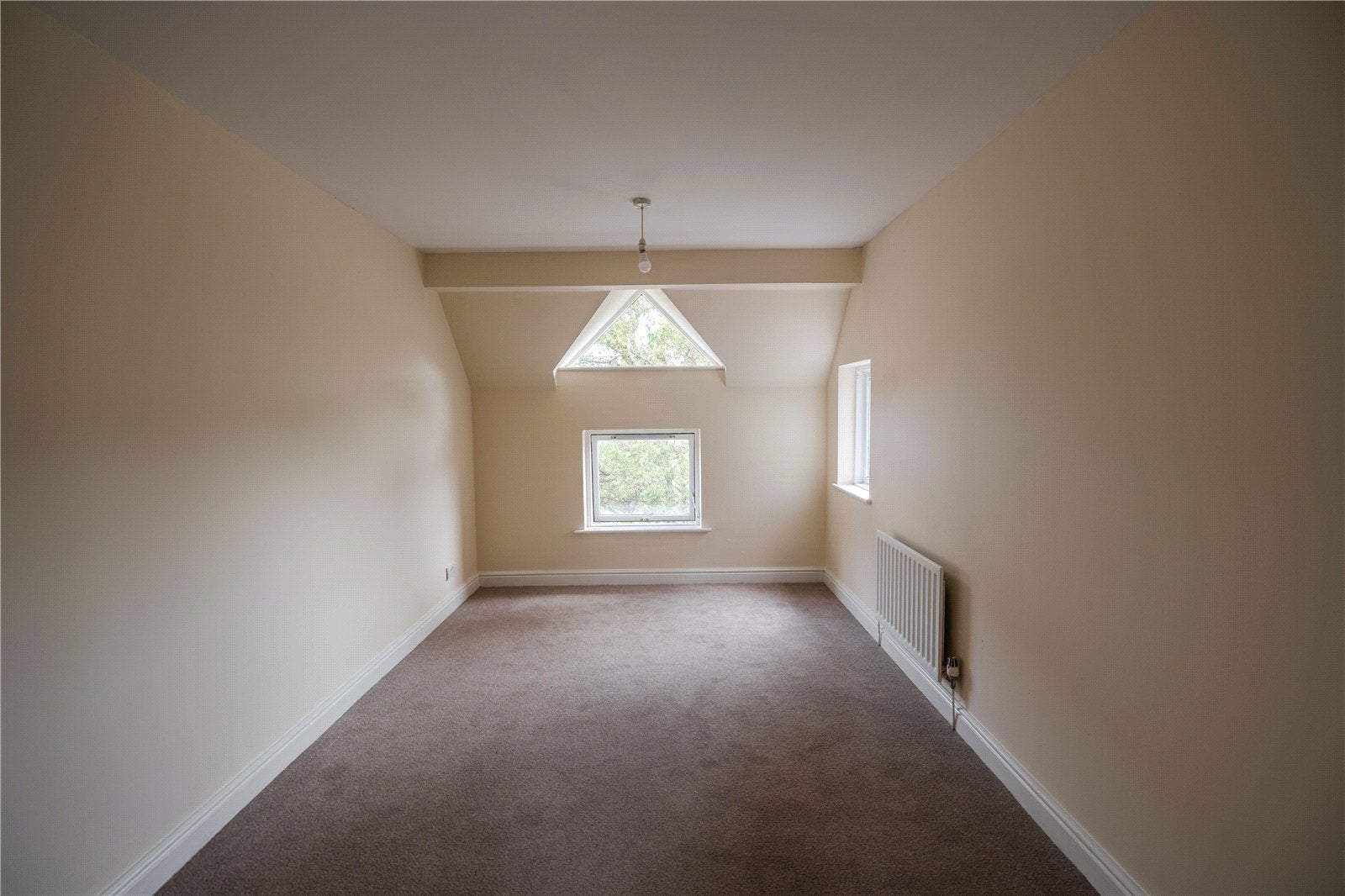 Flat Manor Avenue in Grimsby