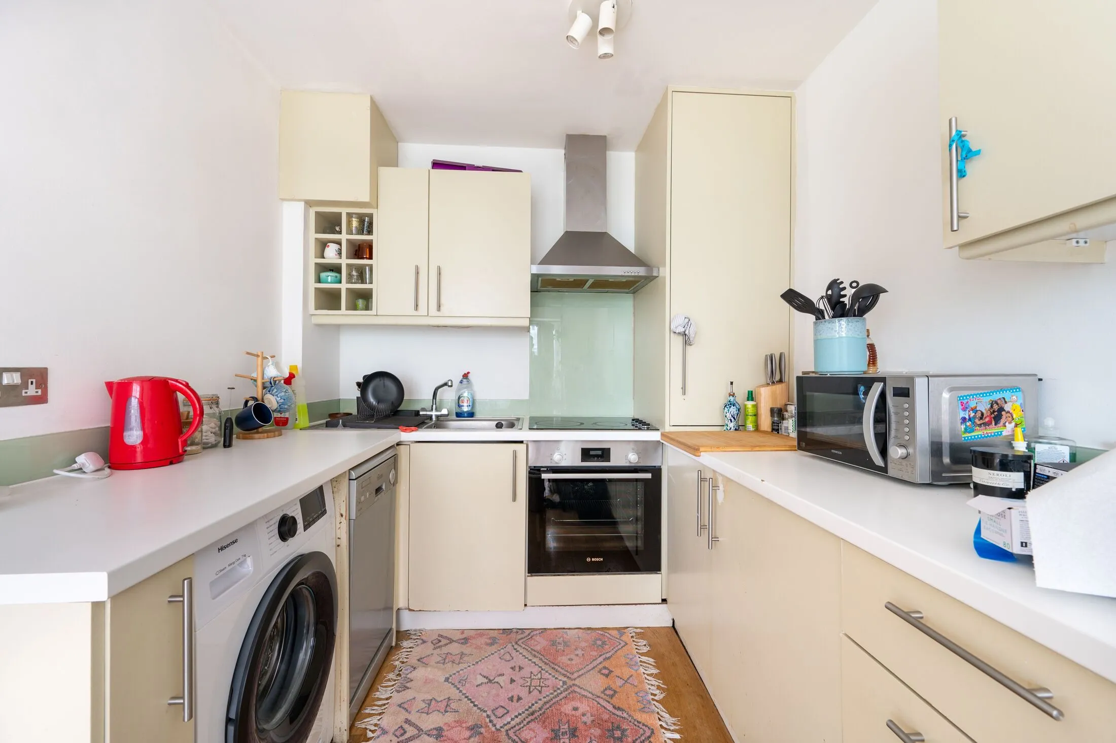 Flat Newton Road in City of Westminster