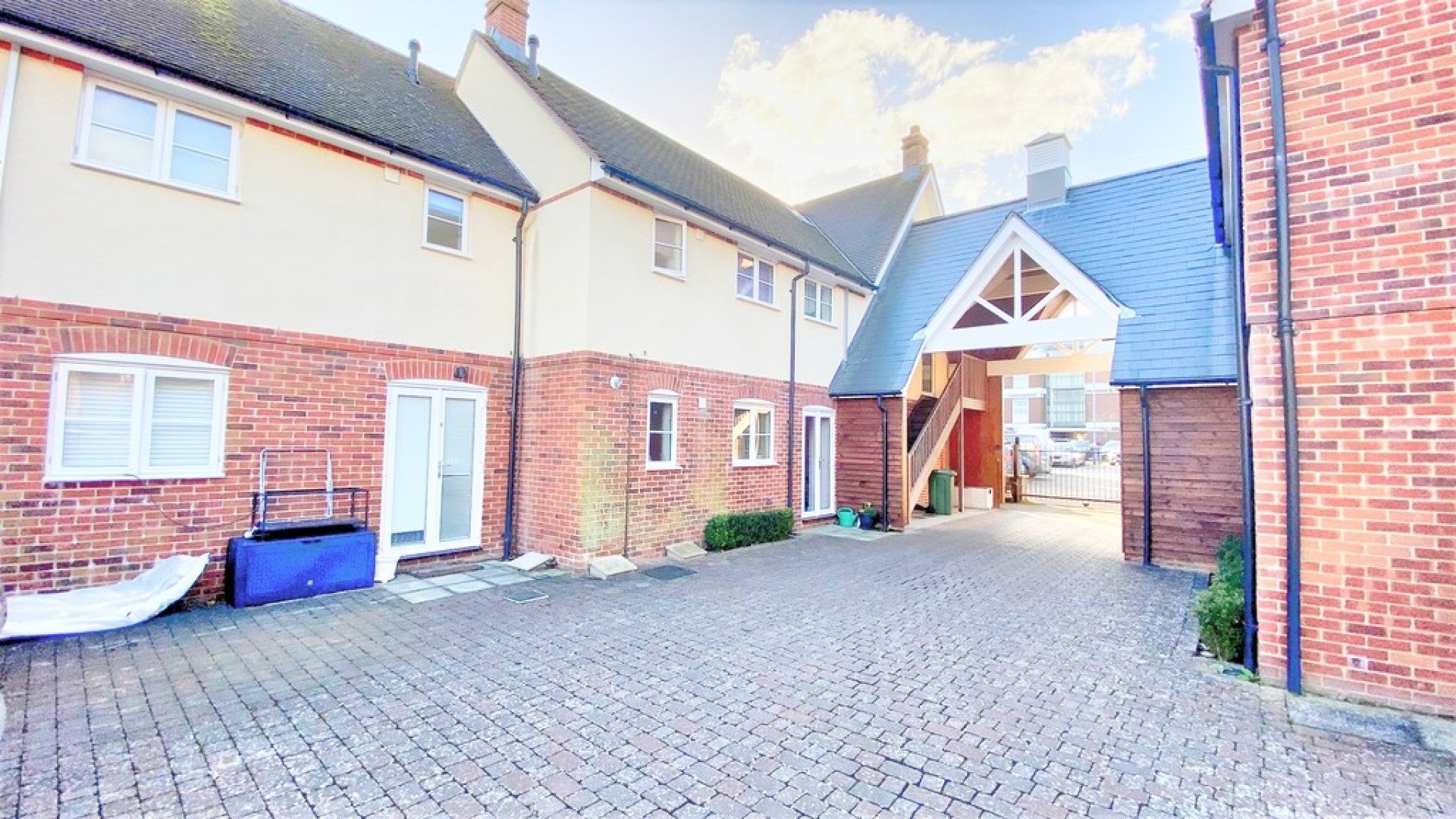 Flat Lavant Street in East Hampshire