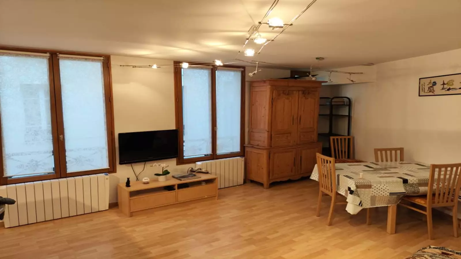 Flat Rue Richer in Paris