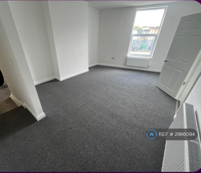 Flat St Levan Road in Plymouth